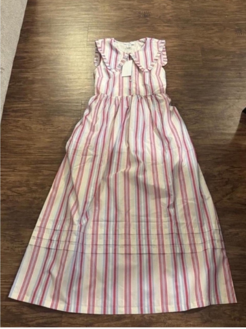 NWT Caroline constas dress size medium